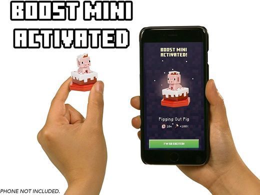 Игровой набор мини-фигурок Minecraft Earth Boost Minis Figures, Pigging Out Pig and Undying Evoker (GMD16)