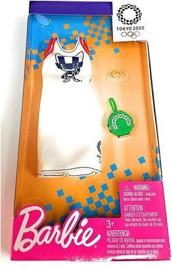 Игровой набор Barbie Olympic Games Tokyo 2020 Одежда для кукол Барби (GHX84)