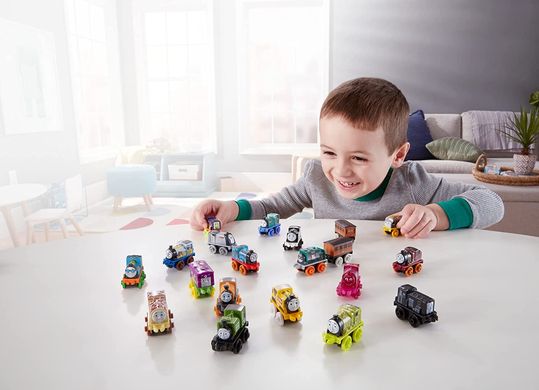 Коллекционный набор 20 паровозиков Томас Fisher-Price Thomas & Friends MINIS, 20 Pack (FGY79)