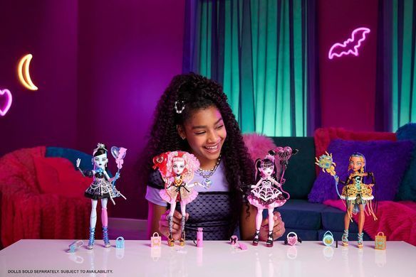 Лялька Монстер Хай Monster High Cupid Asteria Scary Sweet Birthday: рожево-червона святкова сукня (JBG77)