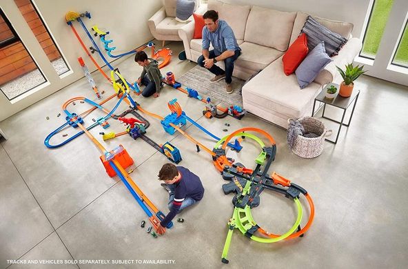 Трек Hot Wheels Colossal Crash Track Set Колосальне зіткнення (GFH87)