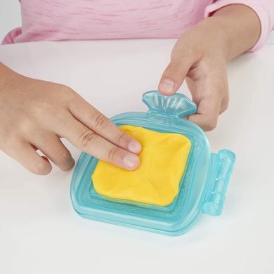 Набор для творчества Hasbro Play-Doh Kitchen Creations Сырный сендвич (E7623)
