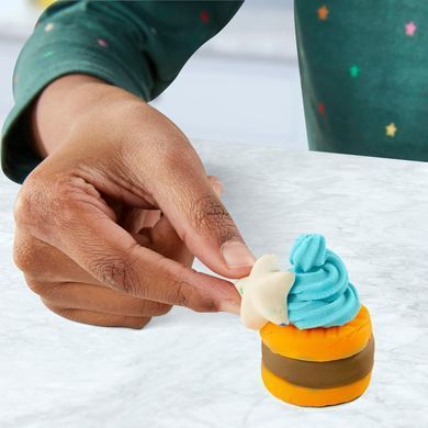 Ігровий набір з пластеліном Play-Doh Kitchen Creations Magical Mixer Міксер (F4718)