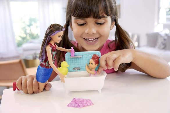 Игровой набор Barbie Skipper Babysitters Inc. Ванная комната Скиппер нянька (FXH05)