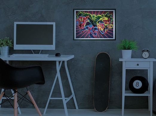 Пазл Clementoni Glowin Lights Collection - Marvel Avengers Puzzle 104 шт. (27554 )