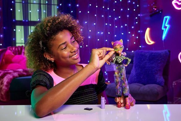 Кукла Монстер Хай Monster High Scare-adise Island Clawdeen Wolf Клодин Вулф (HRP67)