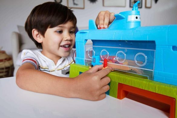Игровой набор Тачки Mattel Disney and Pixar Cars Toys, Submarine Car Wash Подводная автомойка для смены цвета (HGV70)